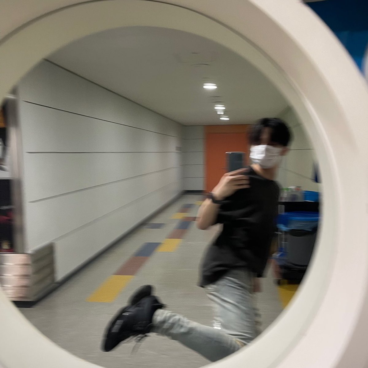 OmegaX_members's tweet photo. [#OX]

출근과 퇴근의 온도차

#OMEGA_X #오메가엑스 #예찬 https://t.co/hhURlgO2cX