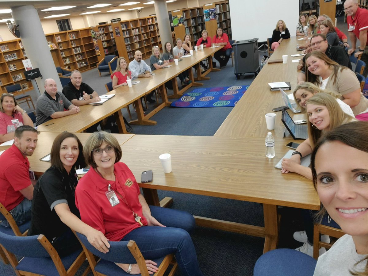CreightonCISD's tweet photo. Caney Creek leaders collaborate to make this year great! #WeAreCaneyCreek https://t.co/cWMHs2wYGq