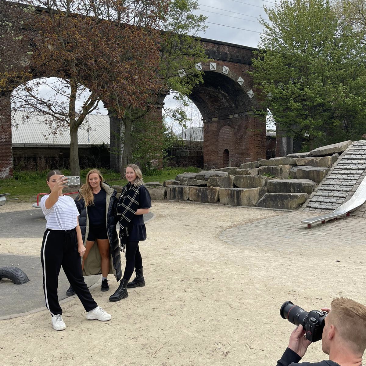 Happy International Day of Friendship!

Sarah, Kelly and Nicola don't only make an amazing team when it comes to work, but they're also great friends and that's what makes Slink so successful!

#nationaldayoffriendship #nationalfriendshipday