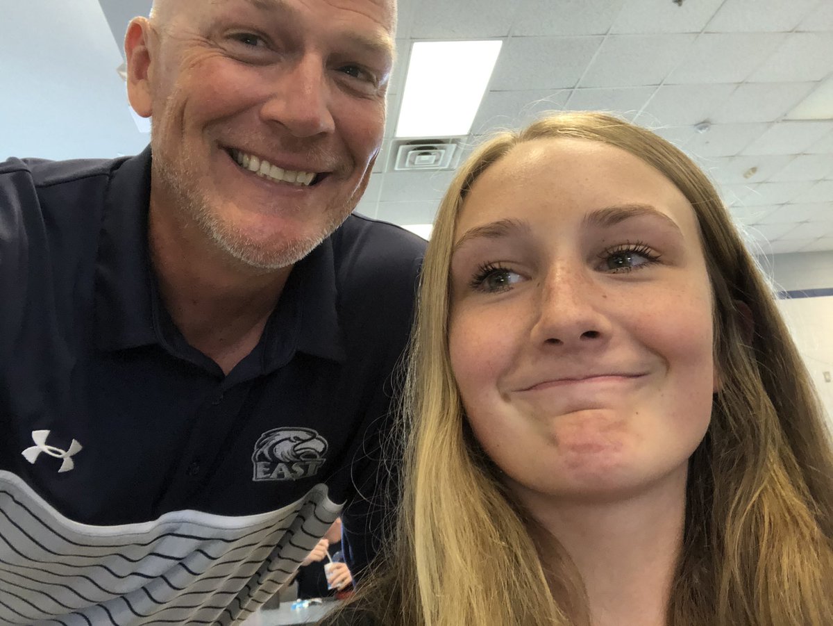 CameronPettus's tweet photo. Pics #1stDayOfSchool https://t.co/TehwAdKGI5