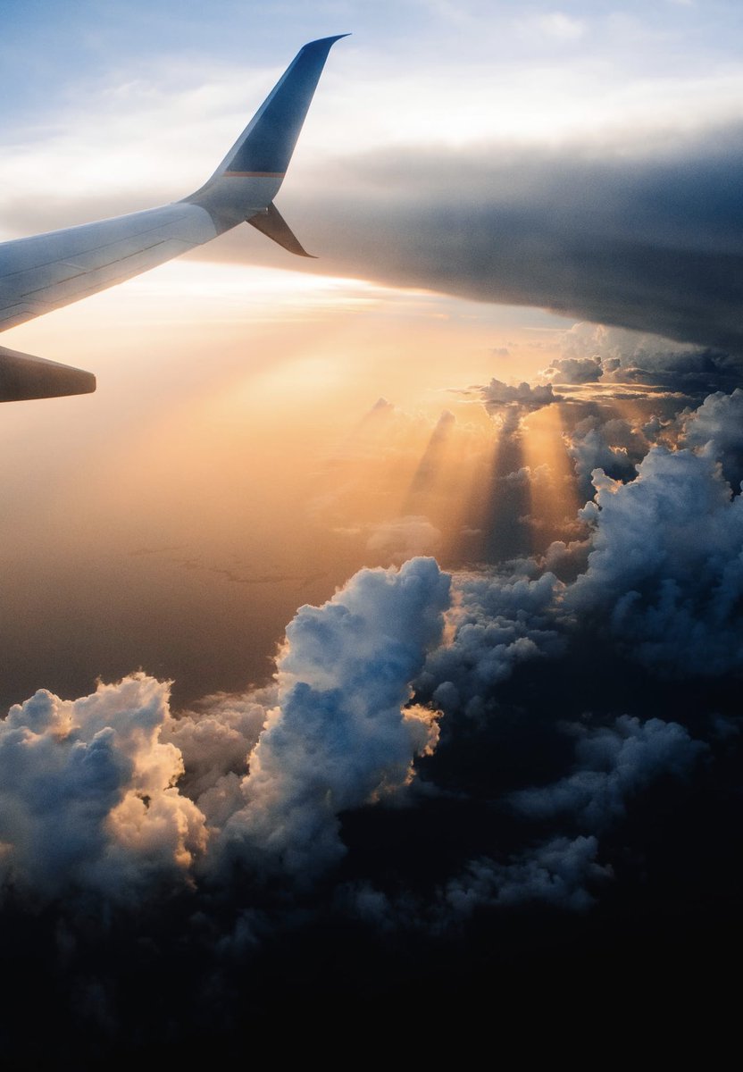 discoverlive_'s tweet photo. If you could visit anywhere in the world right now, where would it be? https://t.co/YDVmV7XXbz