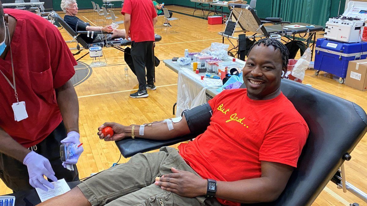 NBCDFWCommunity's tweet photo. Save a life. Give Blood: https://t.co/ZejydIijH5 @RedCrossNTX @CarterBloodCare @NBCDFW https://t.co/na4uQtkqZP