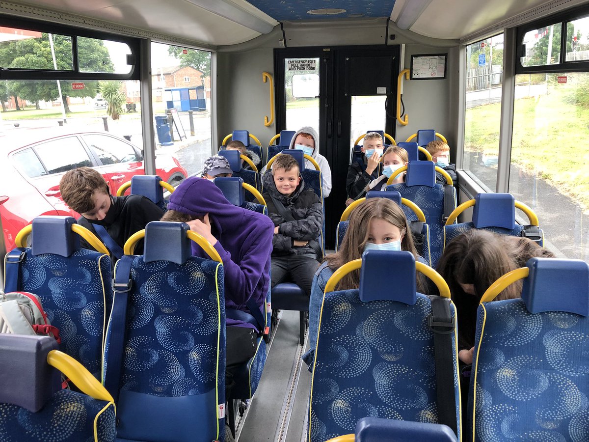 And we are off ice-skating! Twelve young people and keeping safe and enjoying a free trip with Newsham youth club! #youthclub #newshammatters #summerprogramme