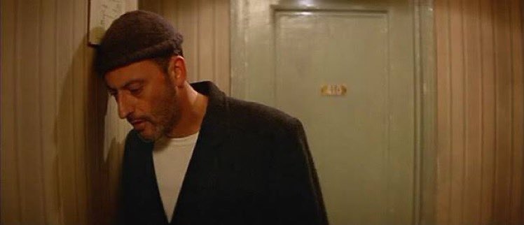 Happy birthday Jean Reno, forever Léon to me. A truly memorable character. 