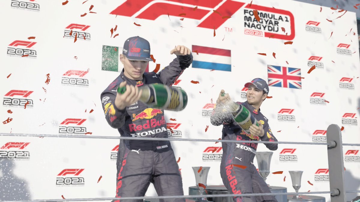 Crdwell's tweet photo. #redbullracing #hungaryf1  #PS4share https://t.co/DbYtVfOirS