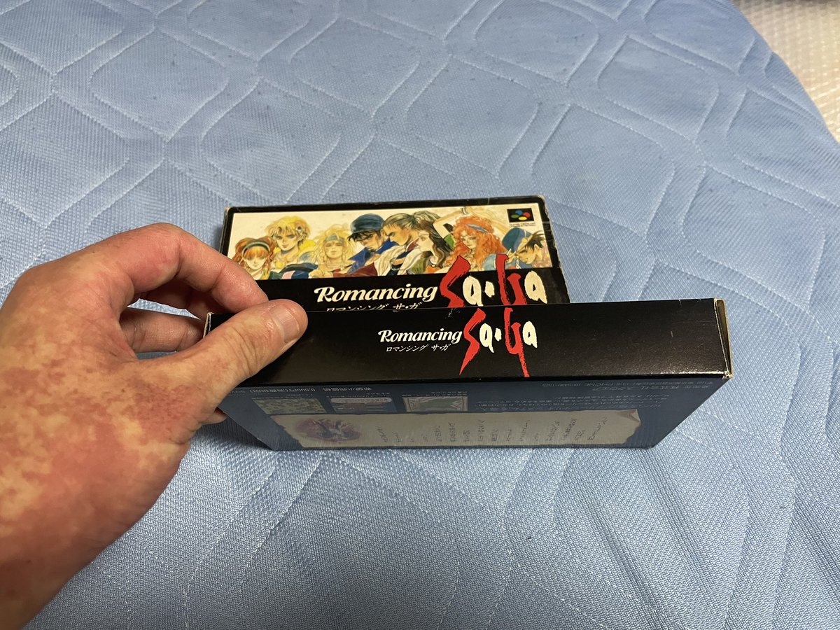 sirokurokai's tweet photo. 何故かウチに２つある初代ロマサガ

１つは箱も綺麗
説明書もバッチリ
#ロマ佐賀 
 #ロマサガRS https://t.co/PYuXnpYk4J