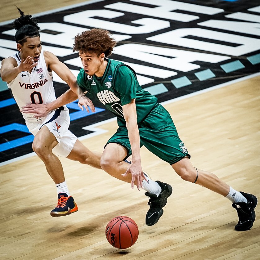 LAClippers's tweet image. Athens, OH ➡️Los Angeles, CA

📸: @OhioMBasketball