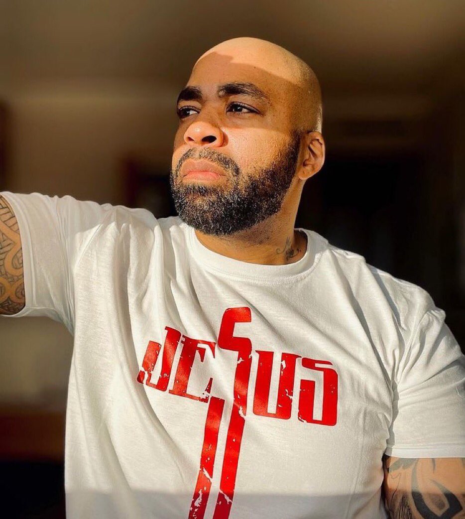 Rest in power <a href="/Shona_Ferguson/">UNCLE SHO</a>. Africa’s entertainment legend. My heart goes out to his wife and family 💔