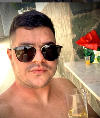 Patollo93's tweet image. #NuevaFotoDePerfil