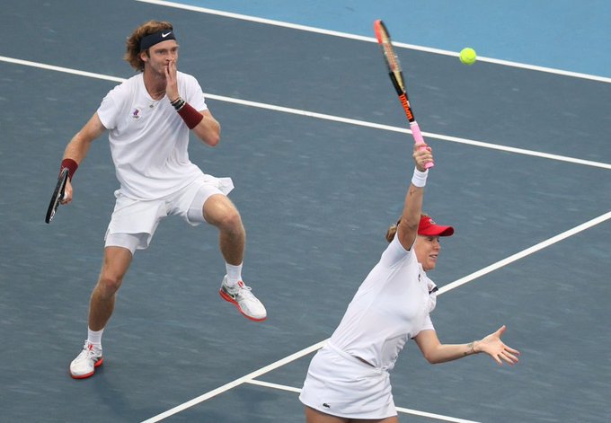 E7jBbJ4X0AAzSy4?format=jpg&name=small