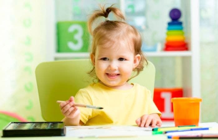 La actitud de la familia, clave para un feliz periodo de adaptación en la escuela infantil
buff.ly/37gj9Xn
Cristina Domínguez Conde <a href="/elmundoes/">EL MUNDO</a> <a href="/SaposyPrincesas/">Sapos y Princesas</a>
#InformeFamilia #Familia #AdaptacionEscuela #PrimeraIndancia #Crianza #educacion #consejos