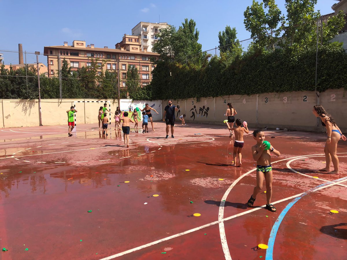 CVRasal's tweet photo. Hola familia😃! Hasta aquí ha llegado la colonia urbana de #RASAL2021 😢

Ha sido un mes de muchos juegos, risas, oraciones, excursiones y sobre todo de compartir momentos con nuestros amigos del campamento 🫂 https://t.co/e8lTWsK6Kr