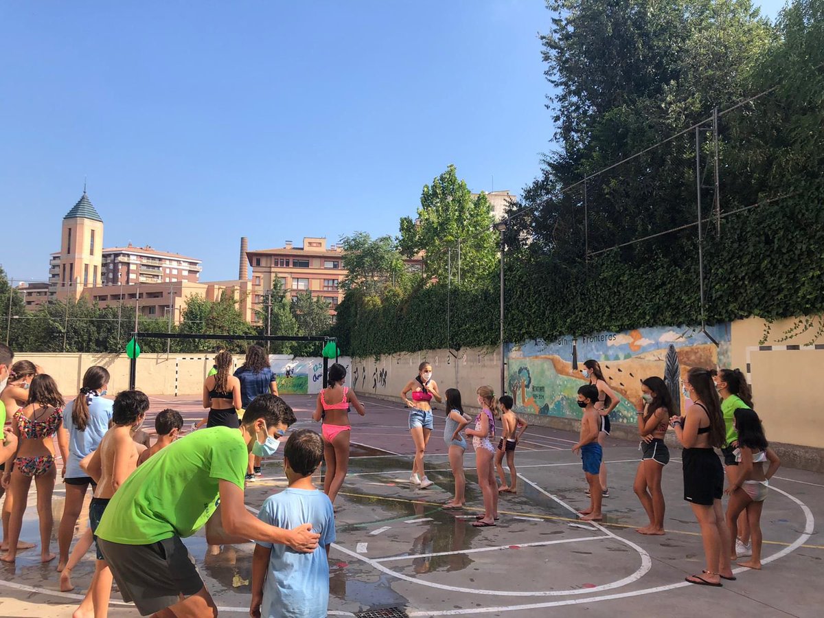 CVRasal's tweet photo. Hola familia😃! Hasta aquí ha llegado la colonia urbana de #RASAL2021 😢

Ha sido un mes de muchos juegos, risas, oraciones, excursiones y sobre todo de compartir momentos con nuestros amigos del campamento 🫂 https://t.co/e8lTWsK6Kr