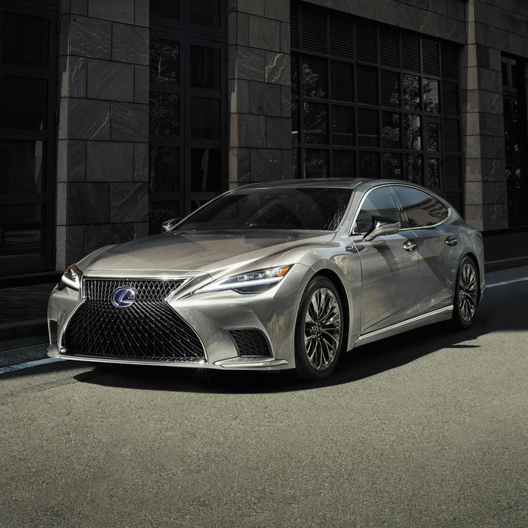 The reimagined #LexusLS turns heads with its coupe-like profile, redesigned headlamps and taillamps and more daring front fascia. In addition, it offers 19- or 20-inch 10-spoke alloy wheels and an available power open/close trunk with kick sensor.