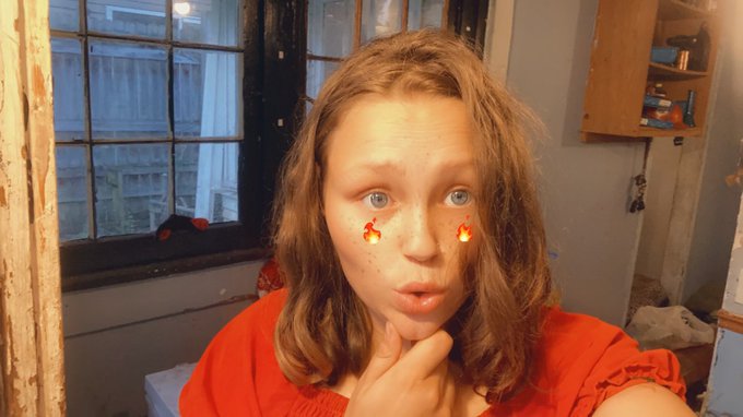 Hey everyone share my profile and sent proof for a special surprise 😜 https://t.co/l3iNxGuG2L