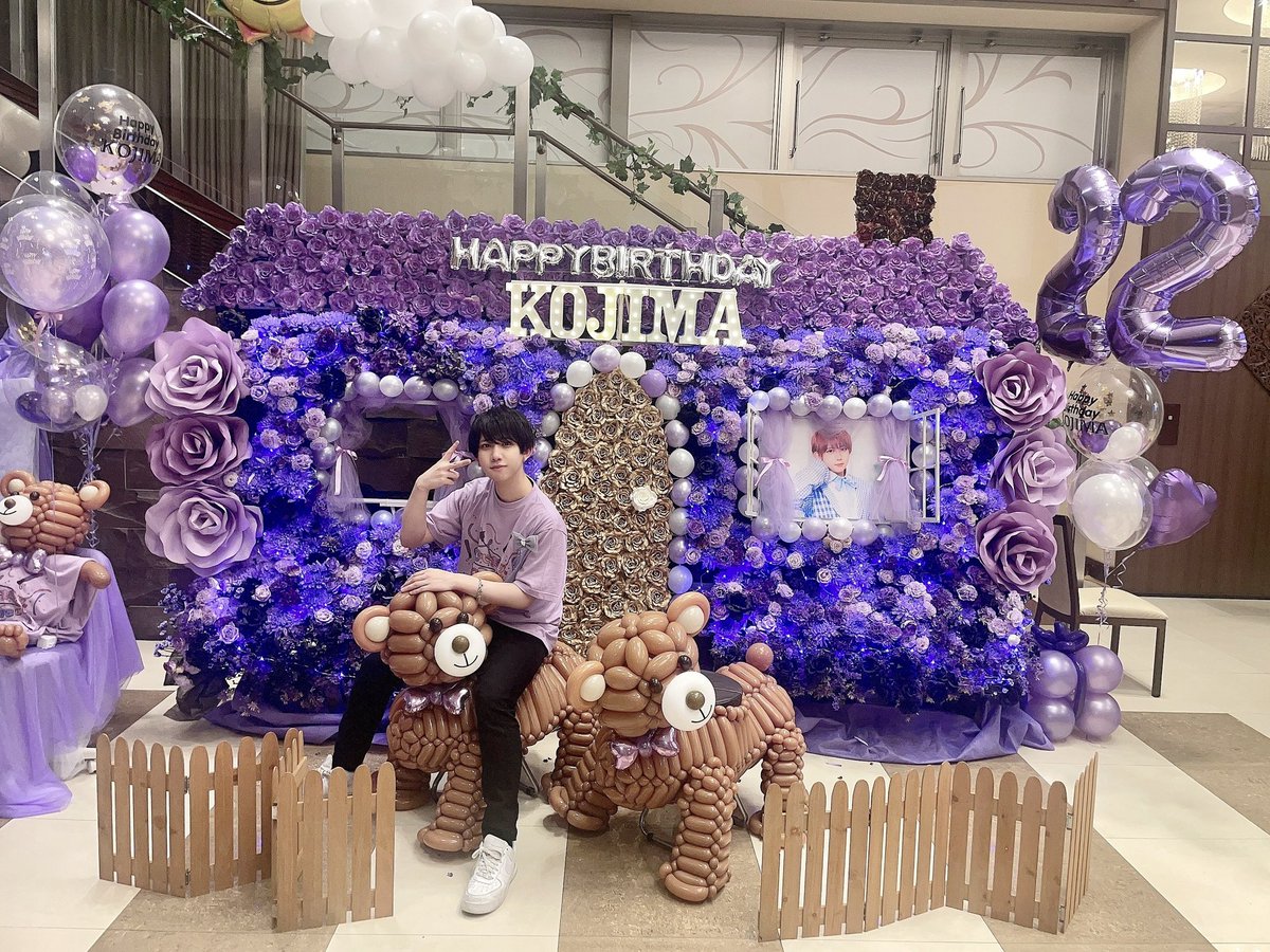 取り急ぎこじまつりありがとうございました！皆さんのおかげで素敵な生誕祭になりました😆上がってき次第後日カメラマンの方に撮っていただいた写真あげていこうと思います！生誕委員や有志をくれた皆さんループループの方そしてイベントに出演していただいたグループさん本当にありがとうございました