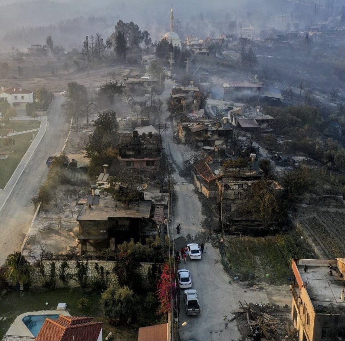 Yanacak yerimiz kalmadı hala neyi bekliyorsunuz #manavgatafetbölgesiilanedilsin