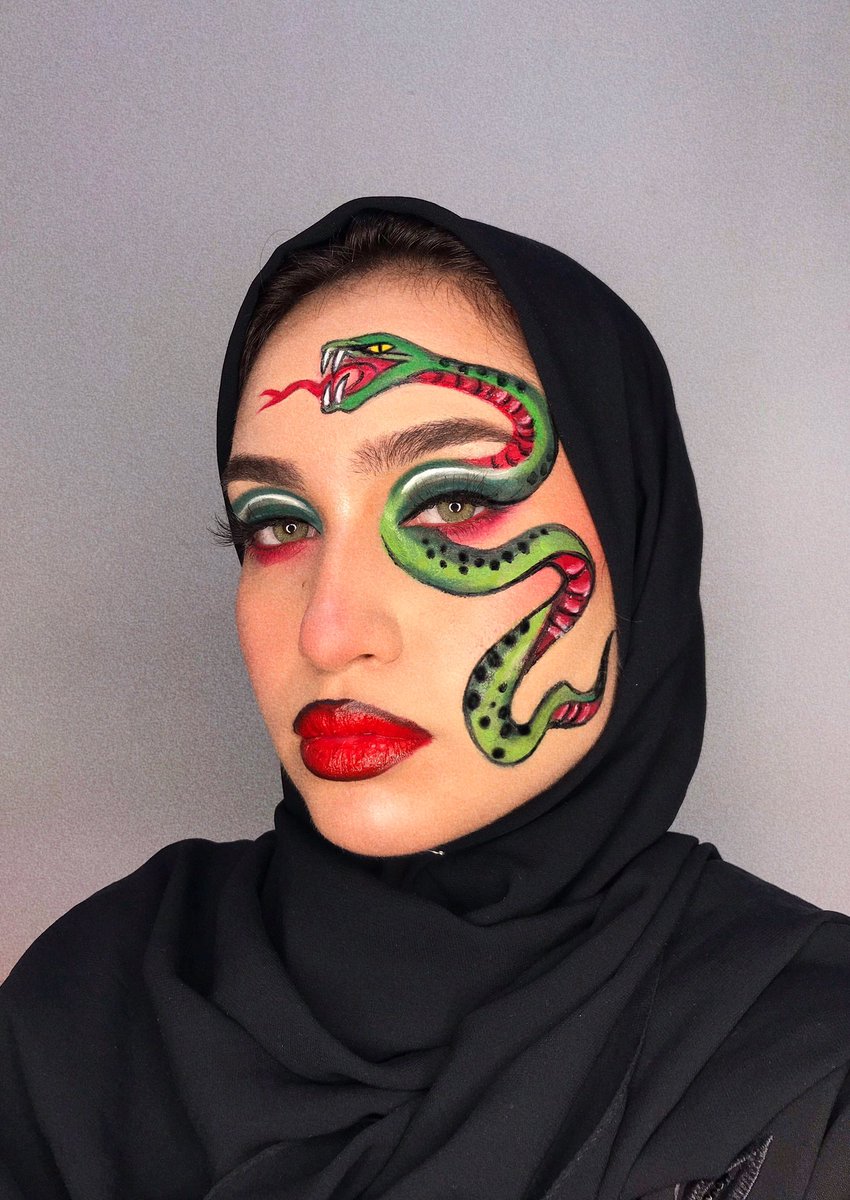 aayatxx's tweet photo. rt so everyone can see this zoo 😔 

insta: aayatxmua https://t.co/TMN5q8nbfI