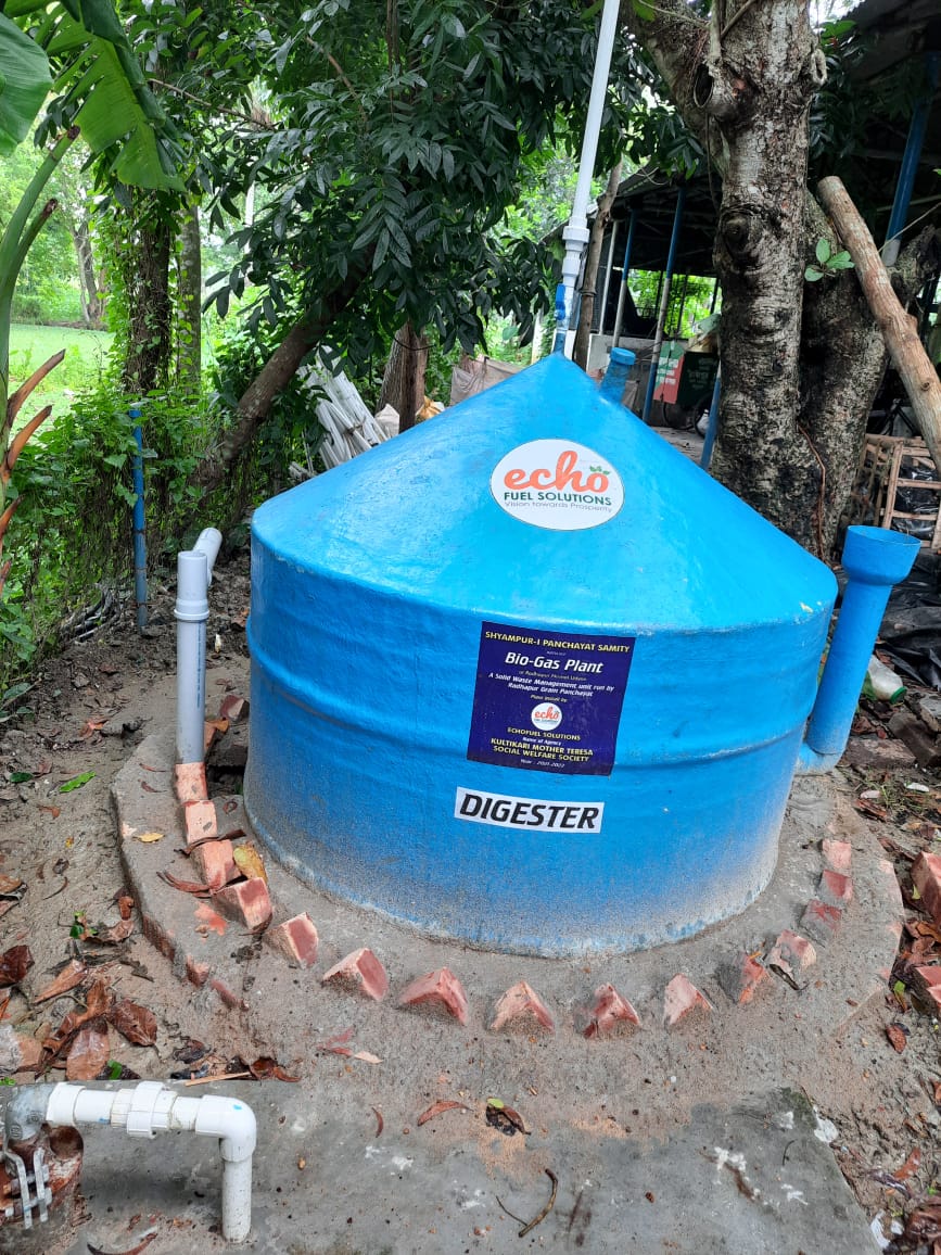 This is a floating-drum Bio-Gas-plant with internal gas outlet. The gas pipe is securely mounted on the wall and leads directly to the kitchen... installed by Radhanagar Gram Panchayat under Shyampur-I Block of Howrah District, West Bengal. #Biogas #Sanitatin #SWM #SLRM