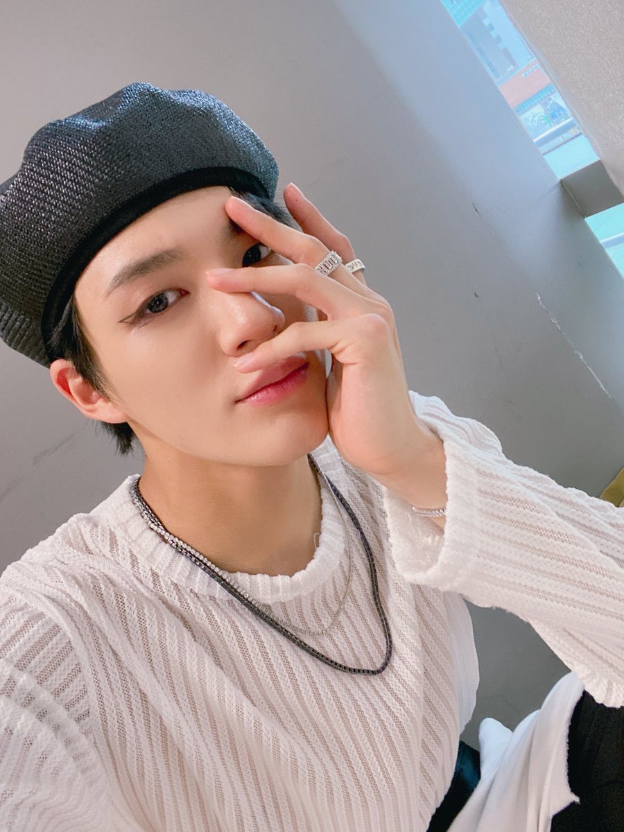 hourlyjeno's tweet photo. #제노 #JENO https://t.co/OyNzPSCrL6