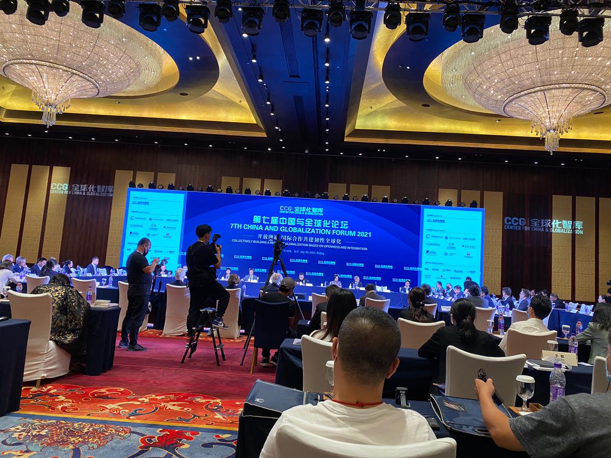 DDIndialive's tweet photo. India's Ambassador Vikram Misri raises the concerns of Indian students studying in China, hit by crushing travel restrictions at an international forum @CCG_org in Beijing, calls for a more sustainable way to deal with current realities.
Reports @PBSC_Beijing https://t.co/U5tF3QerPB