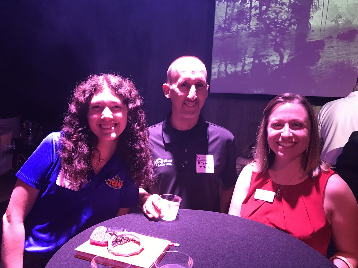 bbbkyin's tweet photo. We had a great time yesterday at the @BGChamber's networking event celebrating the five year anniversary of @vidmonsterpro, a BBB Accredited Business. https://t.co/6lC1iBkIDJ