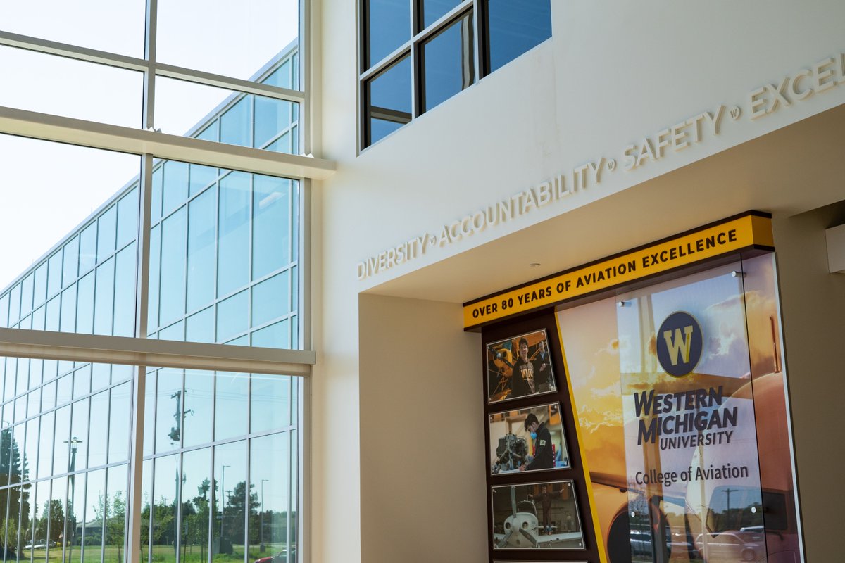 WesternMichU's tweet image. A new, state-of-the-art facility puts @wmucoa at the head of the pack to meet the growing demand. ✈️ 🌟 

Learn more at bit.ly/3x8jQfZ
