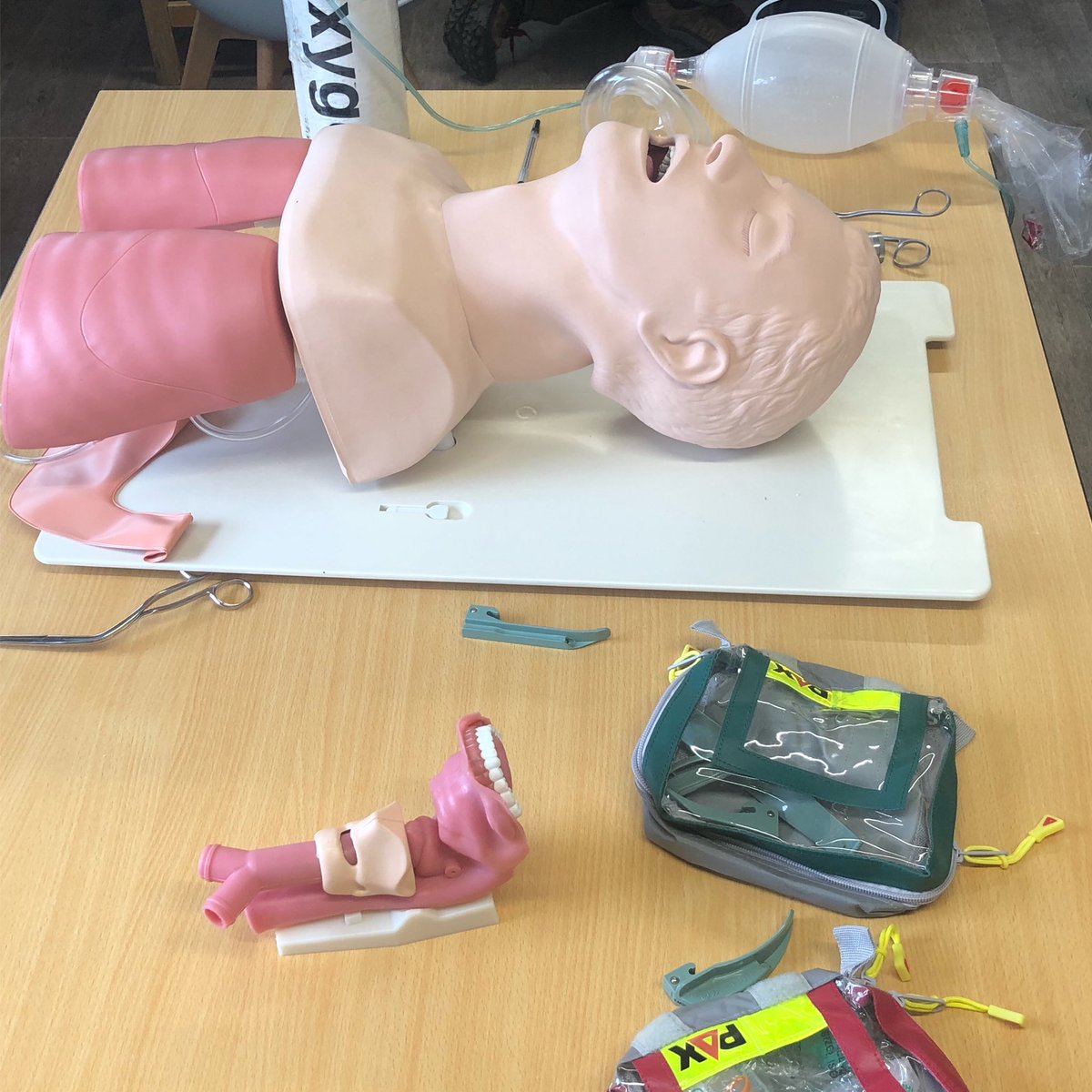 Ertraining's tweet image. 