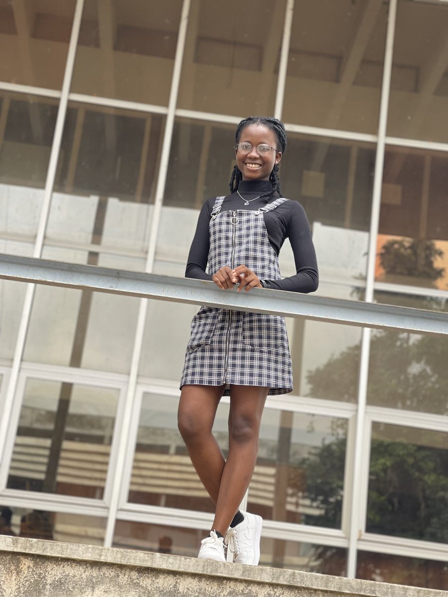 the_nikinyo's tweet photo. Nothing to see here just a fresh 20 years old girl ❤️
#lifehasjustbegun https://t.co/Z9DlRwG4hT
