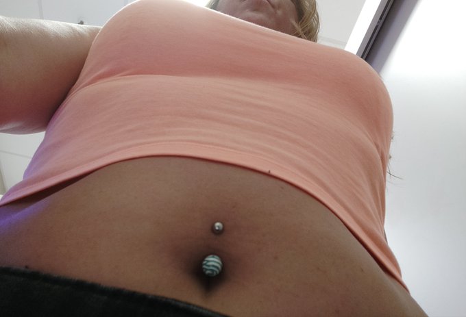 https://t.co/quaxktzTsH  1 Platz ist noch frei ... schnappe dir noch schnell 40% f&uuml;r denn ersten Monat<a href="/tag/domina"class="tags"><span>#domina</span></a><a href="/tag/camgirl"class="tags"><span>#camgirl</span></a><a href="/tag/videos"class="tags"><span>#videos</span></a><a href="/tag/fetisch"class="tags"><span>#fetisch</span></a><a href="/tag/geilerarsch"class="tags"><span>#geilerarsch</span></a>