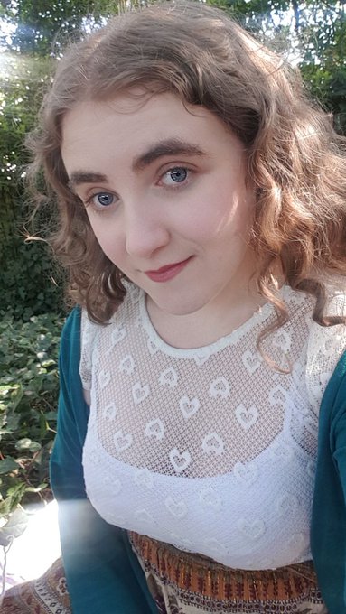 Take me to the park, let's hold hands beneath the trees https://t.co/0uiLGezdlb<a href="/tag/satin"class="tags"><span>#satin</span></a>