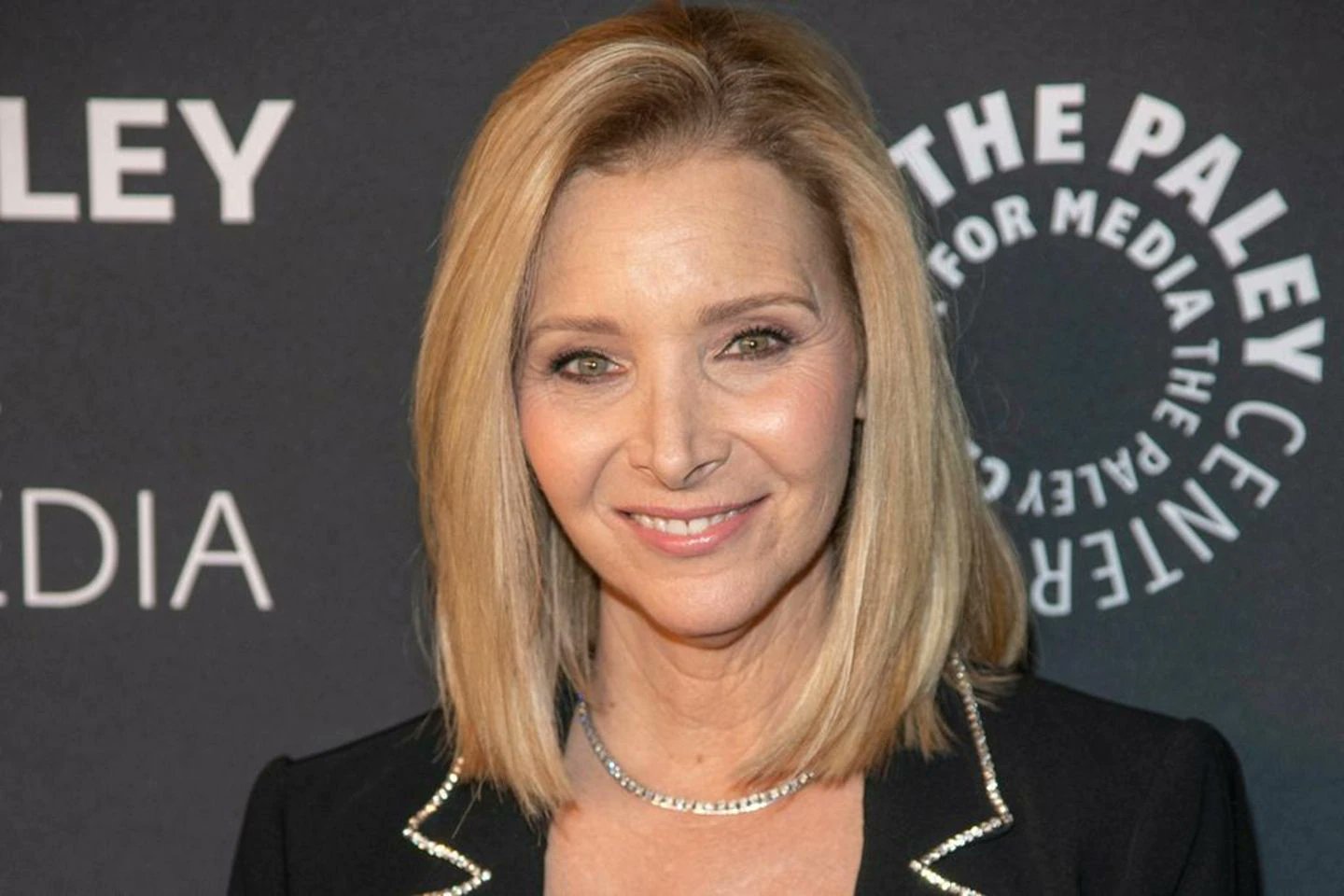 Happy Birthday dear Lisa Kudrow! 