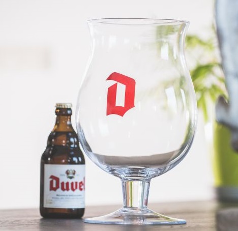 Belgian Beer Factory on Twitter: who's back: The Duvel Magnum glass 3L. 🍻👍 #duvel #duvelmagnum #bier https://t.co/Yr6e44m6W6 https://t.co/6dHDkxZlFs" / Twitter