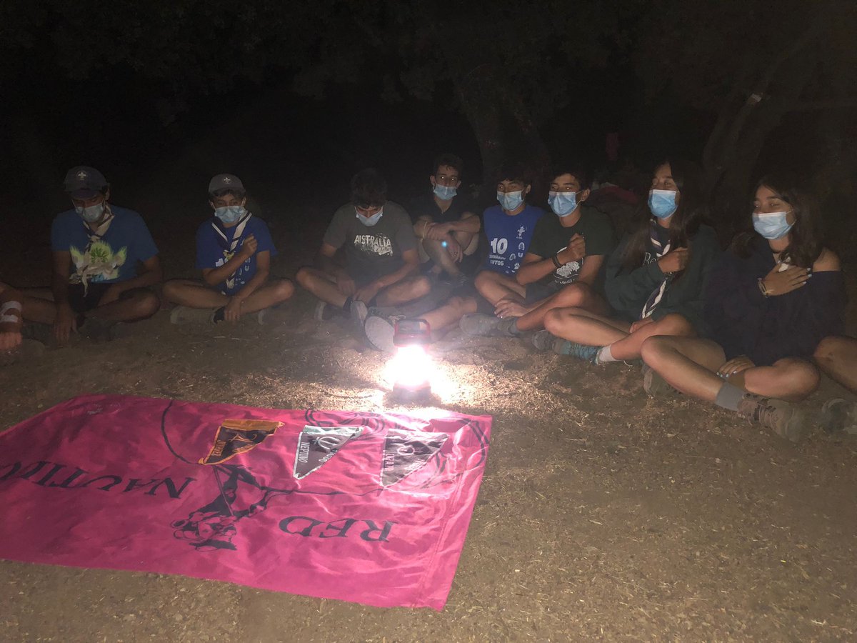 ¡Último día! Mañana nos tocará recoger, limpiar el campa y prepararnos para volver a Madrid :( Qué pena... ¡Así que a disfrutar!  Mira todo lo que hemos hecho en el último día completo de Navalagamella 2021: gsorion.wixsite.com/librodecampame… #gsorion #scouts #campamentodeverano