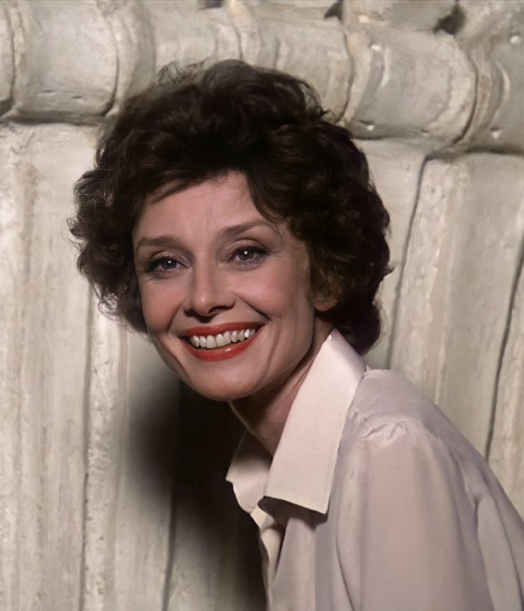 audrey hepburn crooked teeth