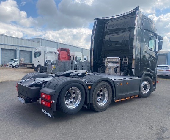 Baileyltd1's tweet photo. Another project we carried out this year - work included Full Perimeter Kit with 3in1 Lights, Wing Infills, Treadplate Infill, Sun Visor and more - view the full details here: https://t.co/si4xFjhl6Q

For prices or further information please contact us on sales@baileyltd.co.uk https://t.co/R2HkkKgOpn