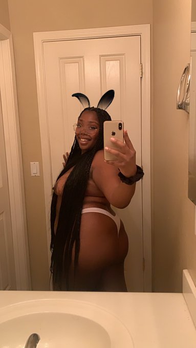 Lookin&rsquo; ear-resistible https://t.co/t0ecuOlqJy