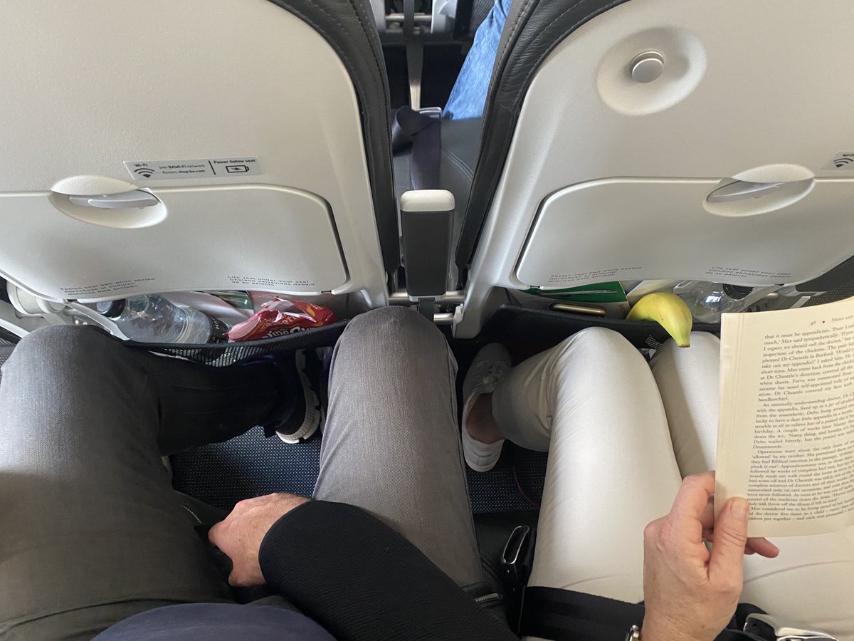 mikegreenacre's tweet photo. Luckily we paid up for the extra legroom on our BA flight to Gothenburg today. #britishairways#BA0792
#not!! https://t.co/3lPC09eVcB