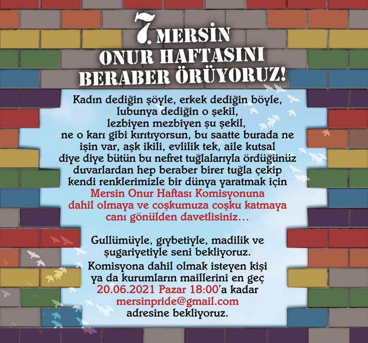 ozlemdogan_'s tweet photo. Malum renkli örgüt 2-8 Ağustos’ta Mersin’de etkinlik düzenleyip, 7 Ağustos 18:00’de de Beşiktaş Meydanda çimlerde yayılmaca ve piknik yapacakmış. İzinli mi, yasadışı mı? Mersin Tabip Odası da durumdan istifade binasına renkli bayrak asmış. Kendilerini temsil ediyorsa demek ki… https://t.co/2Nfqnz3y3j