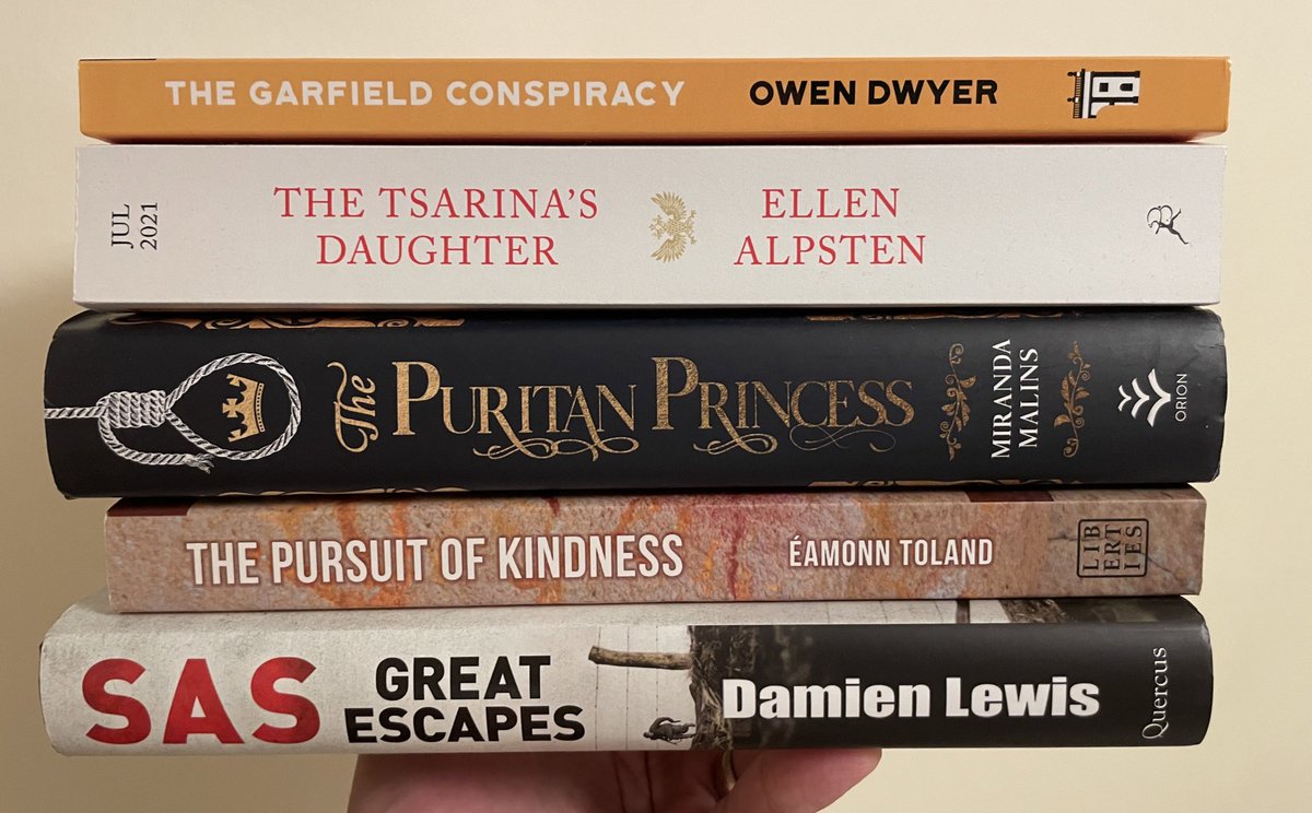 💥WIN ALL OF THESE AWESOME HISTORY BOOKS!💥

All you need to do is RETWEET to enter. Winner announced 09/08/21. We are also happy to send these books to a school of your choice, if you wish! Each author has or will be a VH podcast guest! 📚 📕 📖 

Get retweeting! #VersusHistory