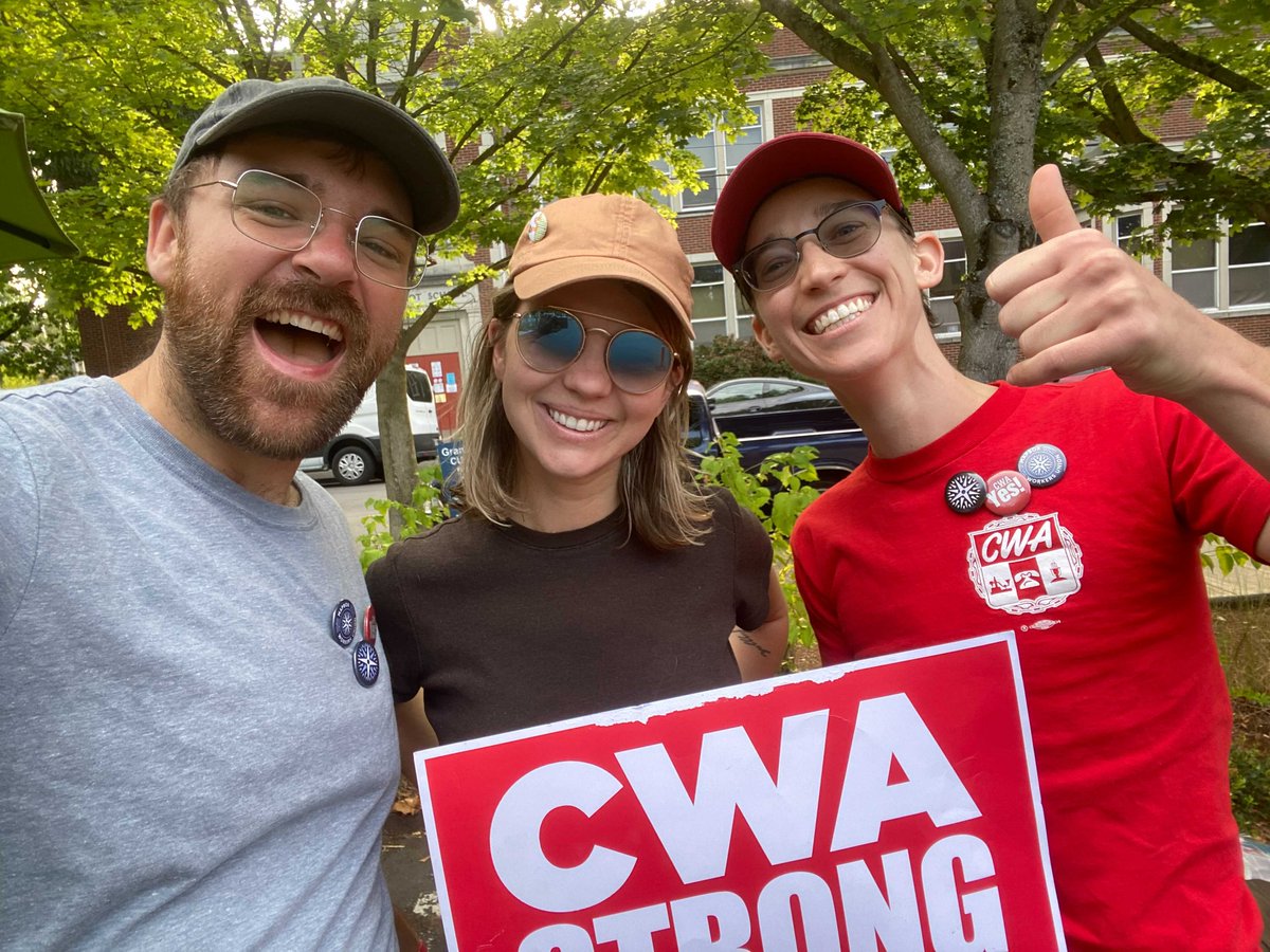 MapboxUnion's tweet photo. Solidarity breakfast with @Mapbox alum and previous PM, @TaraniDuncan! @JoeC_lark and @EqRevolutions voted YES!!

YES to worker protections
YES to positivity
YES to collective action
YES to trailblazing a new world together

Go #MapboxWorkersUnion ! https://t.co/z0zxKpwpq7