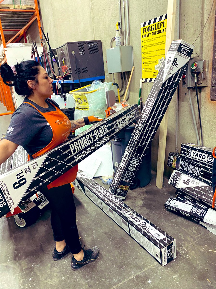 Jim Davis tweet media