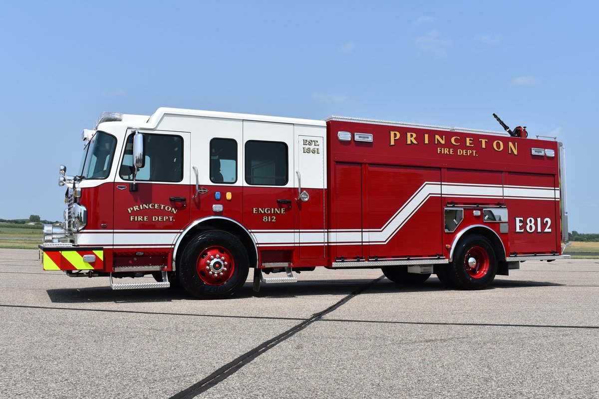 CustomFIREApp's tweet photo. Princeton #FireDepartment in Princeton, IL took delivery of their first #CustomFIRE Pumper!  See more photos and details here https://t.co/fexrRooN9A https://t.co/hPhdfzP5lt