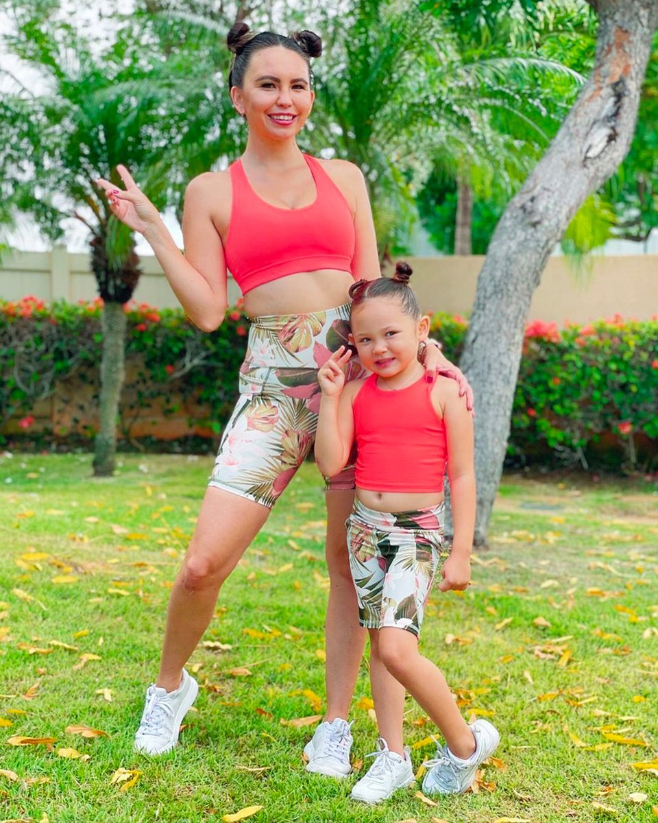 matching powersoft 💯
matching space buns 💯💯💯

#spottedinoldnavy