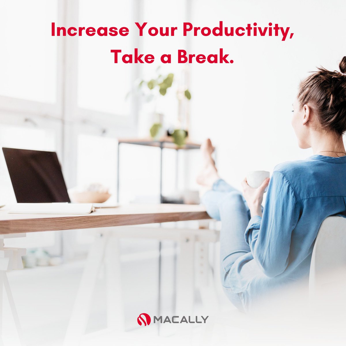 macallyusa's tweet photo. It’s extremely important to take regular breaks when working. Experts recommend doing that every hour or so. But don’t just put your feet on the desk, stand up, walk around and do some light stretches. 😊 How often do you take a break and stretch?
#Macally #workfromhome #wfhlife https://t.co/46LNqc1Whr