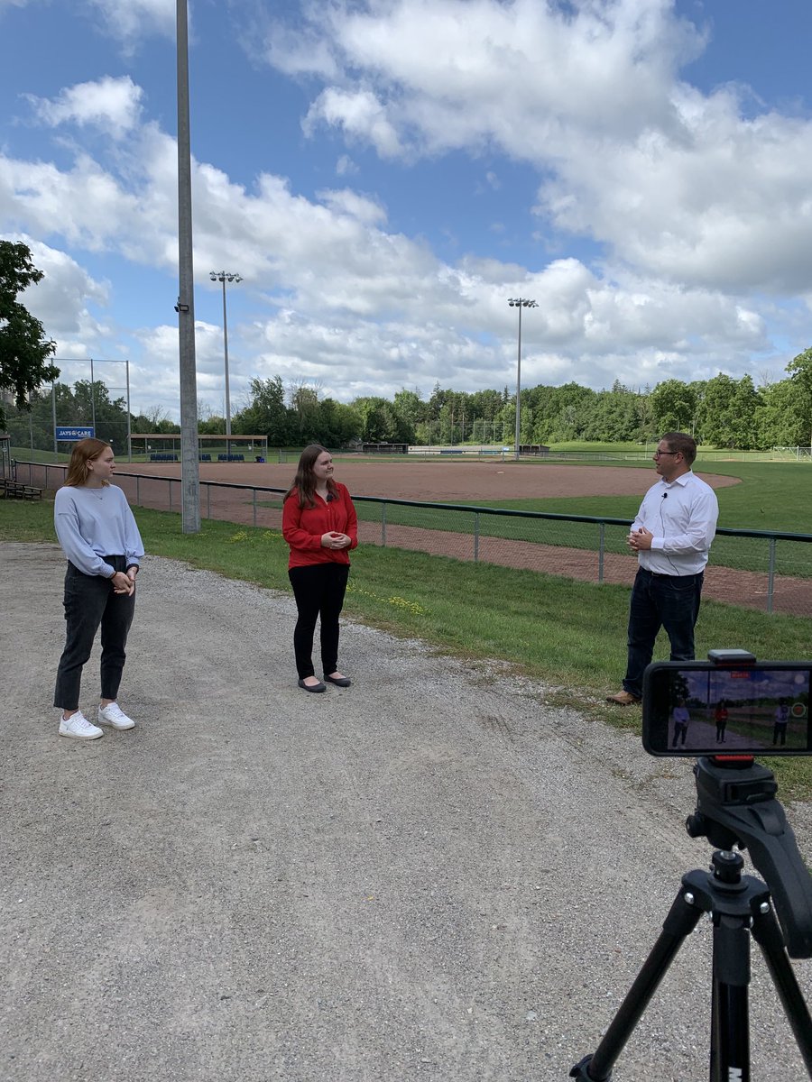 CDNBaseballHOF's tweet image. Great to have MP ⁦@JohnNaterMP⁩ at the Hall of Fame this morning in ⁦@townofstmarys⁩ talking about the museum and tourism.