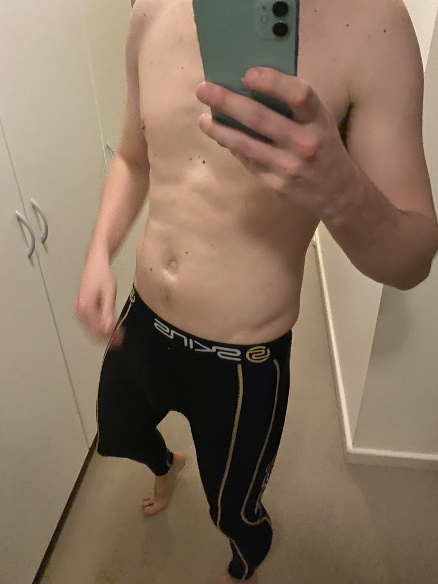 epimetheus456's tweet photo. Day 9 - Gym session while still locked at home. If I wore this to the actual gym do you think anyone would notice? #chastity #gaylocked #gaychastity #lockedforlockdown #locked #lockedboy https://t.co/K4G1pU3DsI