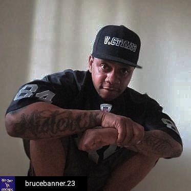 Reposted from @brucebanner.23 #repost #mistercr @mistercr  𝖁.13𝐒𝐓𝐑𝐄𝐄𝐓 𝐖𝐄𝐀𝐑
° V.CTIM13 X/// SNAPBACKS
#V13STREETWEAR #X///
#vctim13 #lowriderstreetwear #lowridercommunity #customlowrider #snapbackshats #mistercr #v13streetwear #brandidentity #limited #destination