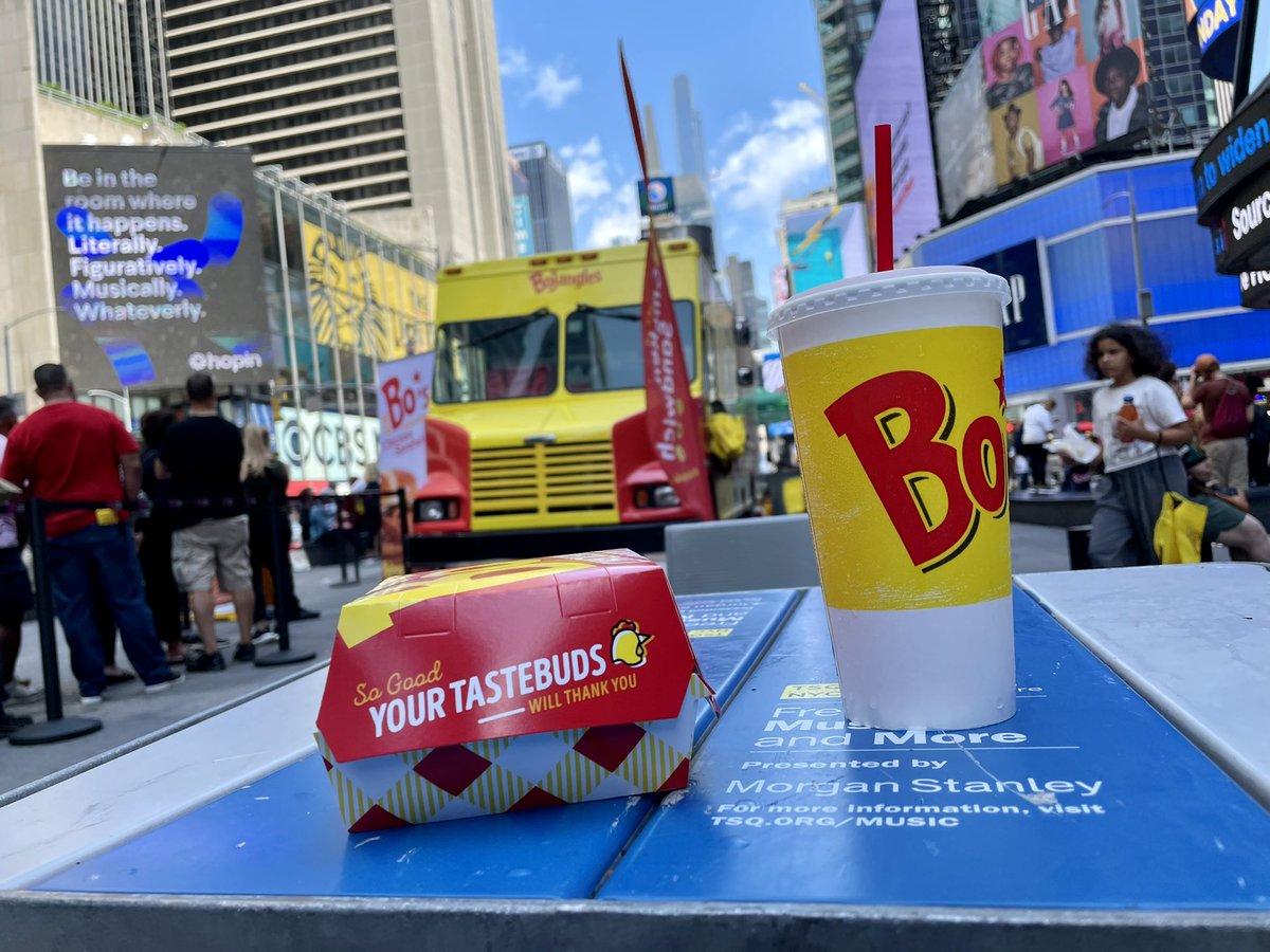 CameronCMcNeill's tweet photo. Lucky to grab a piece of home in NYC. Brick and mortar is next!! https://t.co/4U9qf8wsT1
