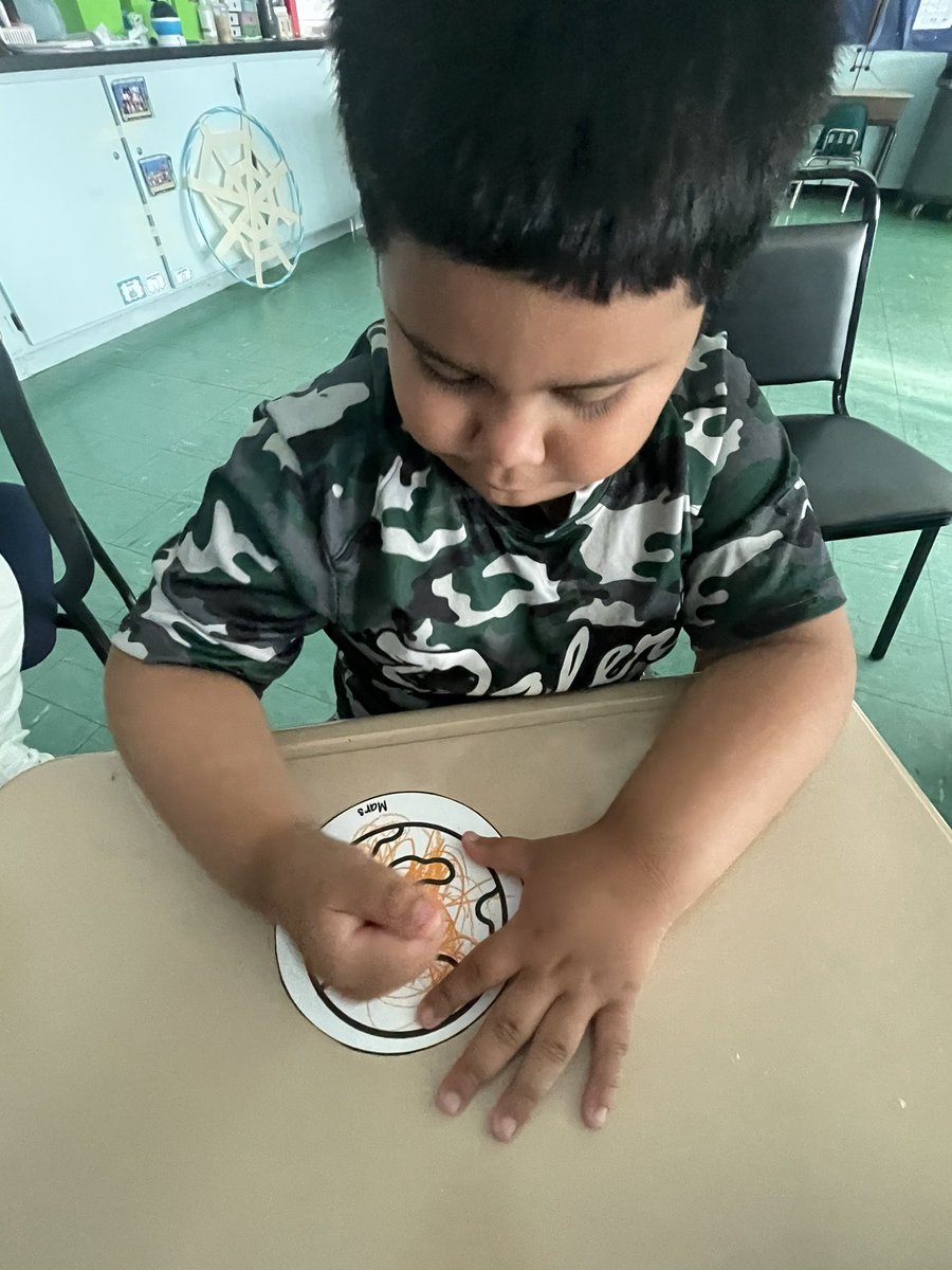 Room 113 had a blast in space this week! We learned about so many things in our Solar System 🪐☄️👽🛸🚀 To end our unit, we made Planet books so that we can remember all of the planets we spoke about !!! 🪐🌎💕<a href="/BMcClelland24/">Bonnie McClelland</a> <a href="/NASA/">NASA</a> #smorelearning #ESY2021